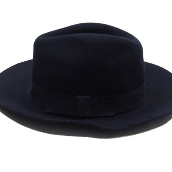 ROSE BUD ■ ■ ■ ■ ■ ■ ■ ■ ■ ■ ■ ■ ■ ■ ■ Black s...